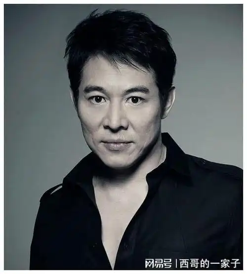 李连杰给大哥百万年薪二哥穷苦一生却拒绝帮助这是为何