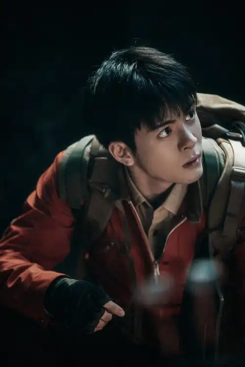 《终极笔记》首播获赞,曾舜晞饰演的吴邪备受好评