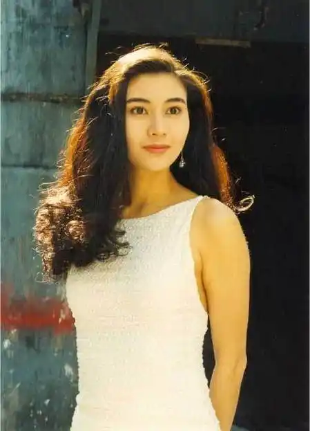 原创被称为小三专业户选美皇后李嘉欣挑衅原配是什么给了她勇气