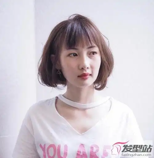 脸型的发型女短发 万能发型让你怎么剪都美_发型站_最新流行发型设计