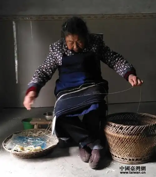 【中国梦·大国工匠篇】李俭康:小小丝线织就成功人生路