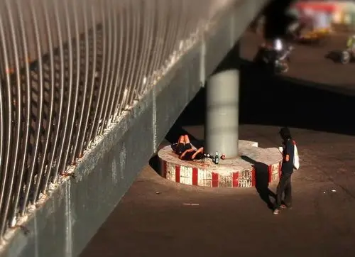 天桥下的搜索结果_百度图片搜索