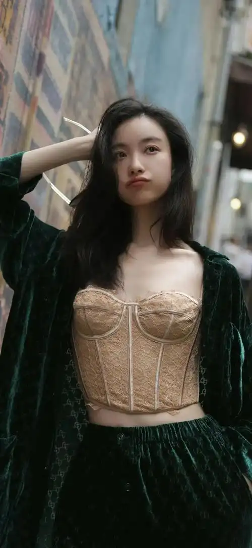 倪妮高清壁纸太爱叶流西我西姐太帅了