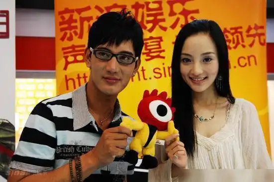 上午分手下午带嫩模开房,曾导致李小璐黄体破裂|蒲巴甲_网易订阅