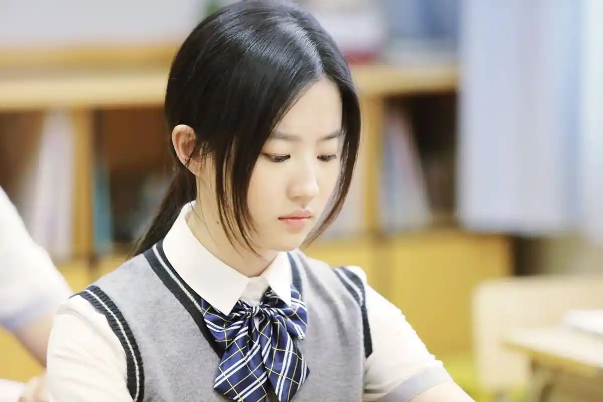 致青春2海报原图刘亦菲2016712