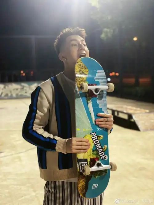 滑板  #casper卡斯柏