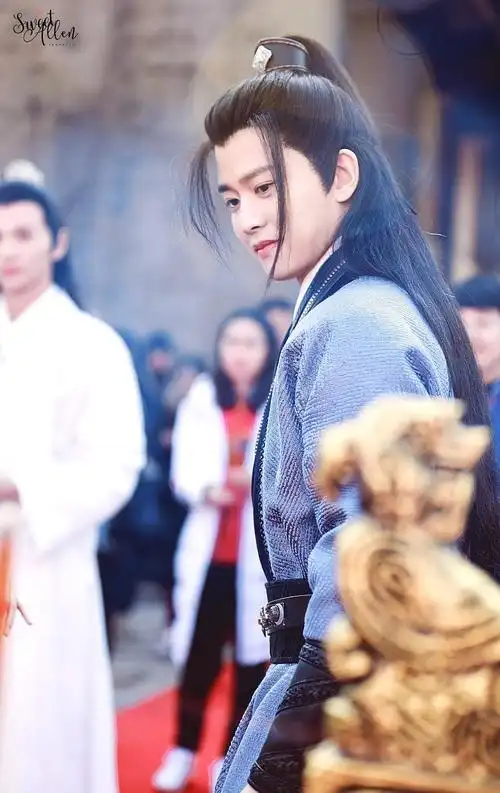 任嘉伦新剧古装造型挺好看的