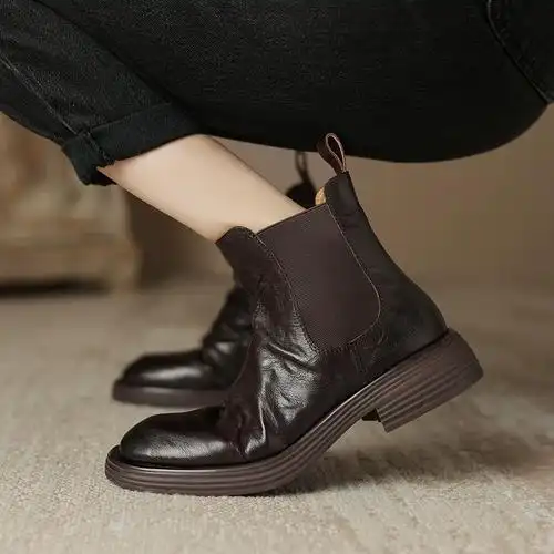 复古个性小众头层羊皮粗跟2023切尔西短靴烟筒靴女人气爆款