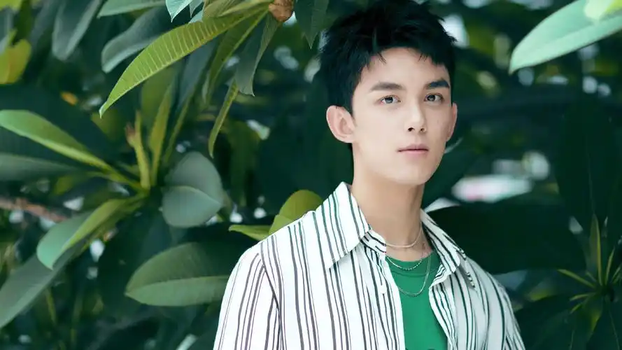 吴磊 明星 明星风尚壁纸【1】