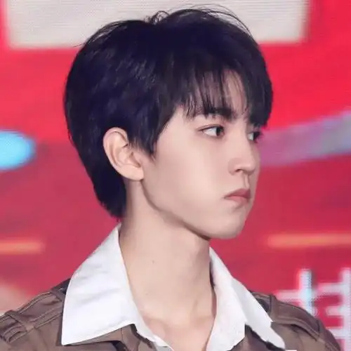 王俊凯心动系列头像让你一眼就爱上