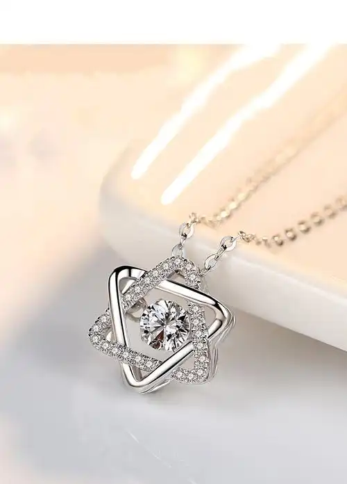 幸运四叶草s925银新款项链女莫桑钻石锁骨链设计感简约吊坠送女友生日