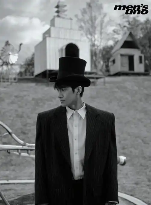 林更新风度四月刊封面##林更新荒野乐园大片