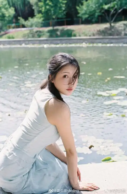 姜贞羽夏日清新随拍##姜贞羽民国大小姐出游记