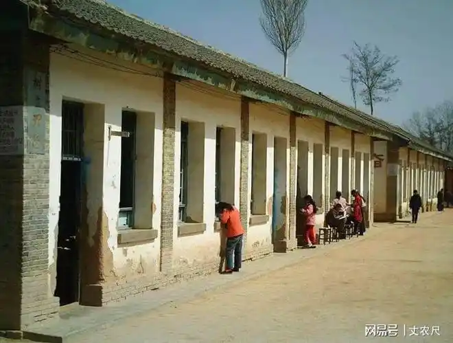 孩子变少了以前农村的旧学校现在都变成什么样了