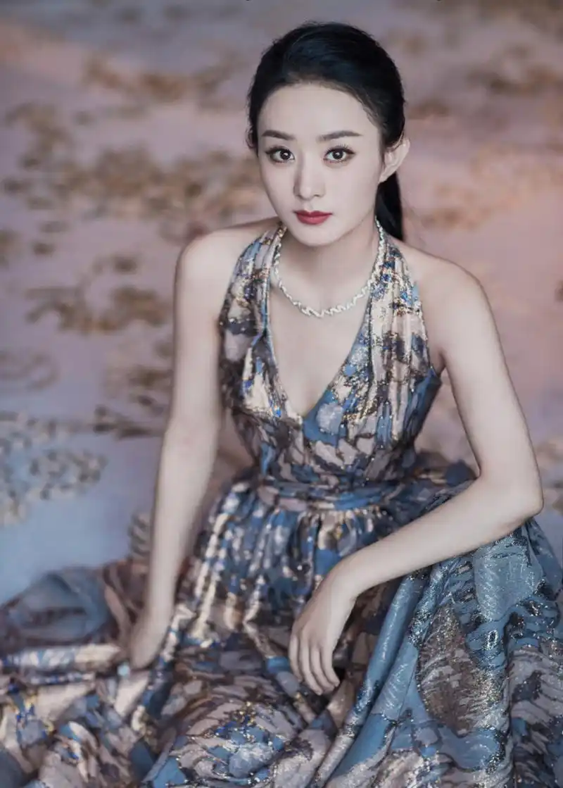 赵丽颖就是行走的穿搭教科书!