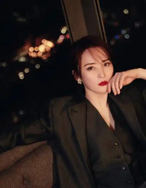 自然老去的蒋勤勤真的可以做一辈子美女