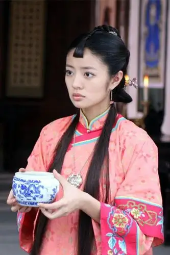 锁清秋-杜兰嫣-安以轩饰