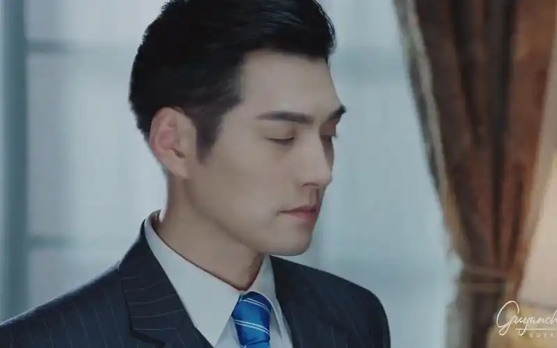 严屹宽内娱男明星的颜值天花板却始终不温不火