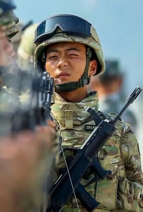 (首发)中国军人