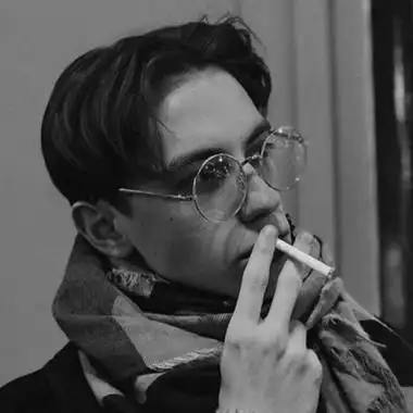 男生黑白头像冷酷忧伤2021 我注定要打扰你一生