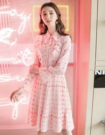 连衣裙女2019春装新款蝴蝶结系带荷叶边拼接百褶碎花裙sn6521 粉色 s