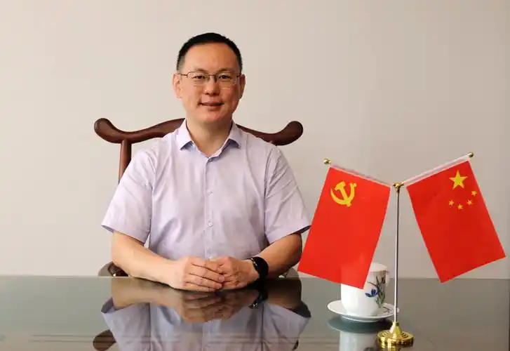 百色市工信局局长王子源:引导支持广大中小企业走"专精特新"发展道路