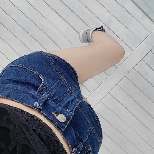 仁捷优选夏季网红性感时尚欧美臀性感三角显瘦牛仔超短裤热裤女擎嵘装