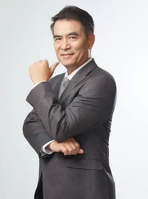 实力派演员【廖京生】的经纪人_表演_角色_观众