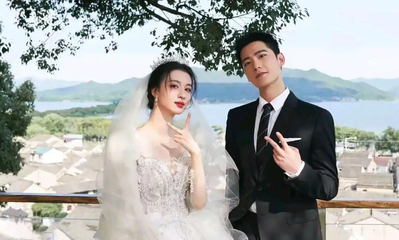 网友最近又在起底杨洋和王楚然的恋情,还有很多所谓的知情人士在