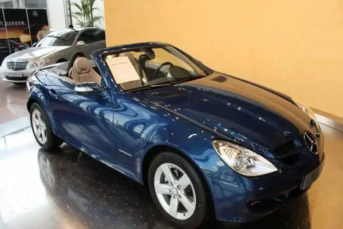 奔驰slk级 敞篷跑车