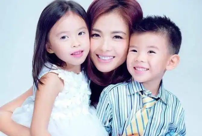 明星给孩子起名,那英吴京好任性,赵本山儿子名字好土_女儿_刘德华