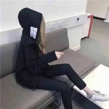 女生超拽头像2020霸气侧脸头像当吃货瘦了说明她不快乐了