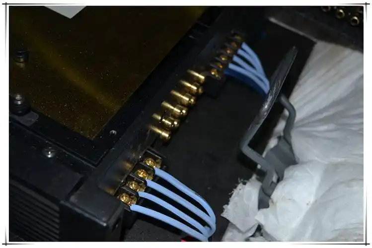 麦景图功放 接线细节.