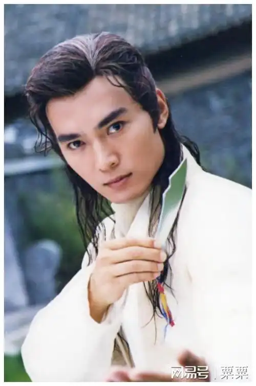 在没美颜没滤镜的时代,这十大古装男神能勾起多少人的童年回忆