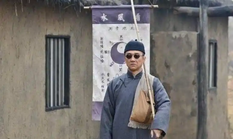 民间故事:算命先生说穷酒鬼三日之内大富大贵,谁料太上皇来请