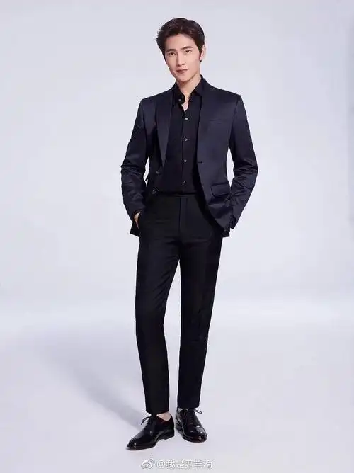 杨洋身材身高澄清图集