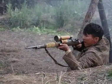 电视剧《生死线》龙文章剧照