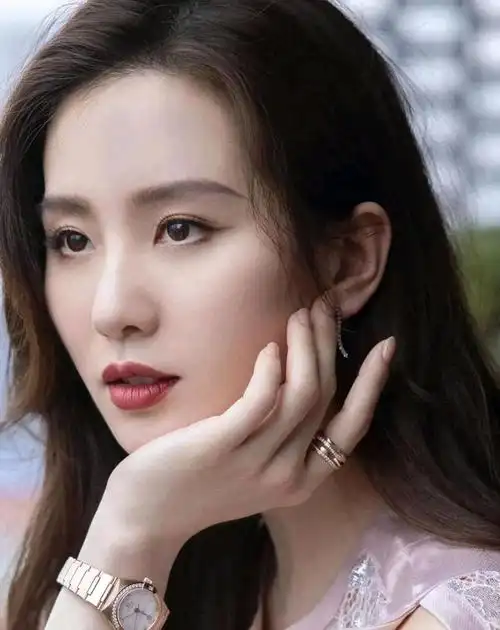 演古装最美的十位女明星,既有古典之美,又非常的惊艳,看看有谁