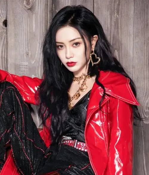 每日更新谢可寅的经纪人微信号tzcm2022