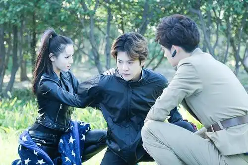 《麻辣变形计》全集-电视剧-在线观看