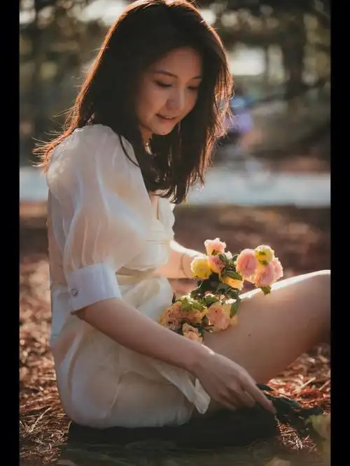 人像的大好时机模特@徐小花机位:朝阳公园万人广场附近欢迎约拍哦#365