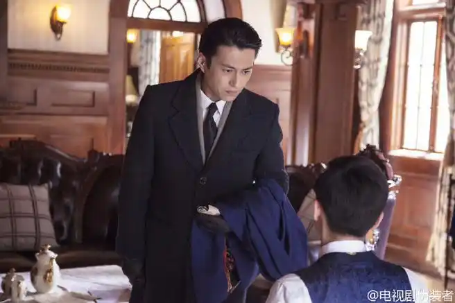 靳东新剧对峙场面梦回伪装者