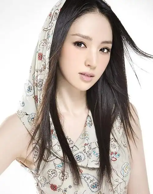 红透半边天的10大最美校花女星