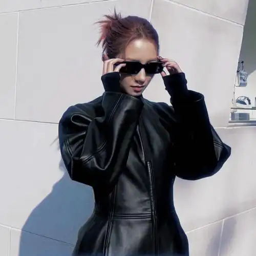 孟美岐超话·#和孟美岐的星岐旅行#90|头像·朋友圈背景@孟美岐