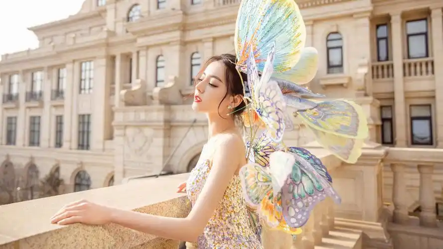 迪丽热巴美女明星明星风尚壁纸