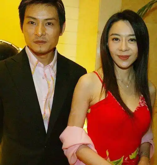 被刘德华抛弃之后,喻可欣多次自曝"初夜隐私",今靠拍写真度日_感情