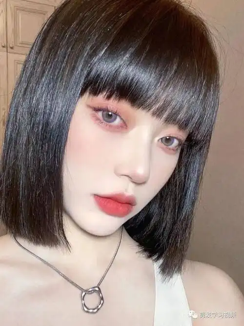 2021流行免打理网红一刀切短发100款