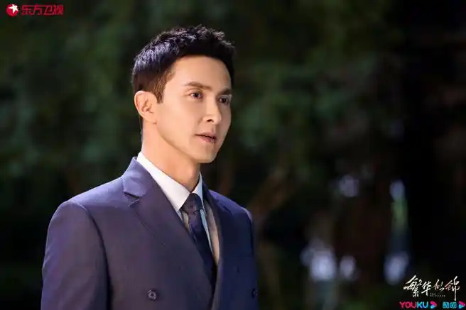 高伟光超话#高伟光繁华似锦#投送一组帅气王总@深情的高伟光的剧照