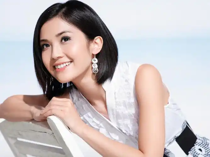 求阿sa的 大图 . 要好看的 而且要大些的图