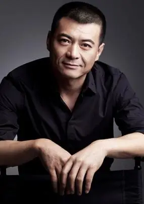 明星资料 > 杨幂 人个简介:           王新军,1971年出生于甘肃兰州